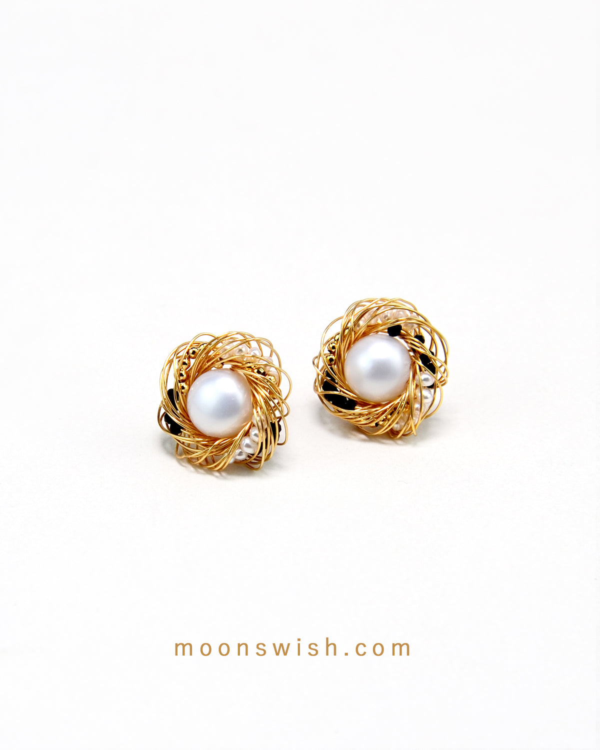 New In– Moon's Wish