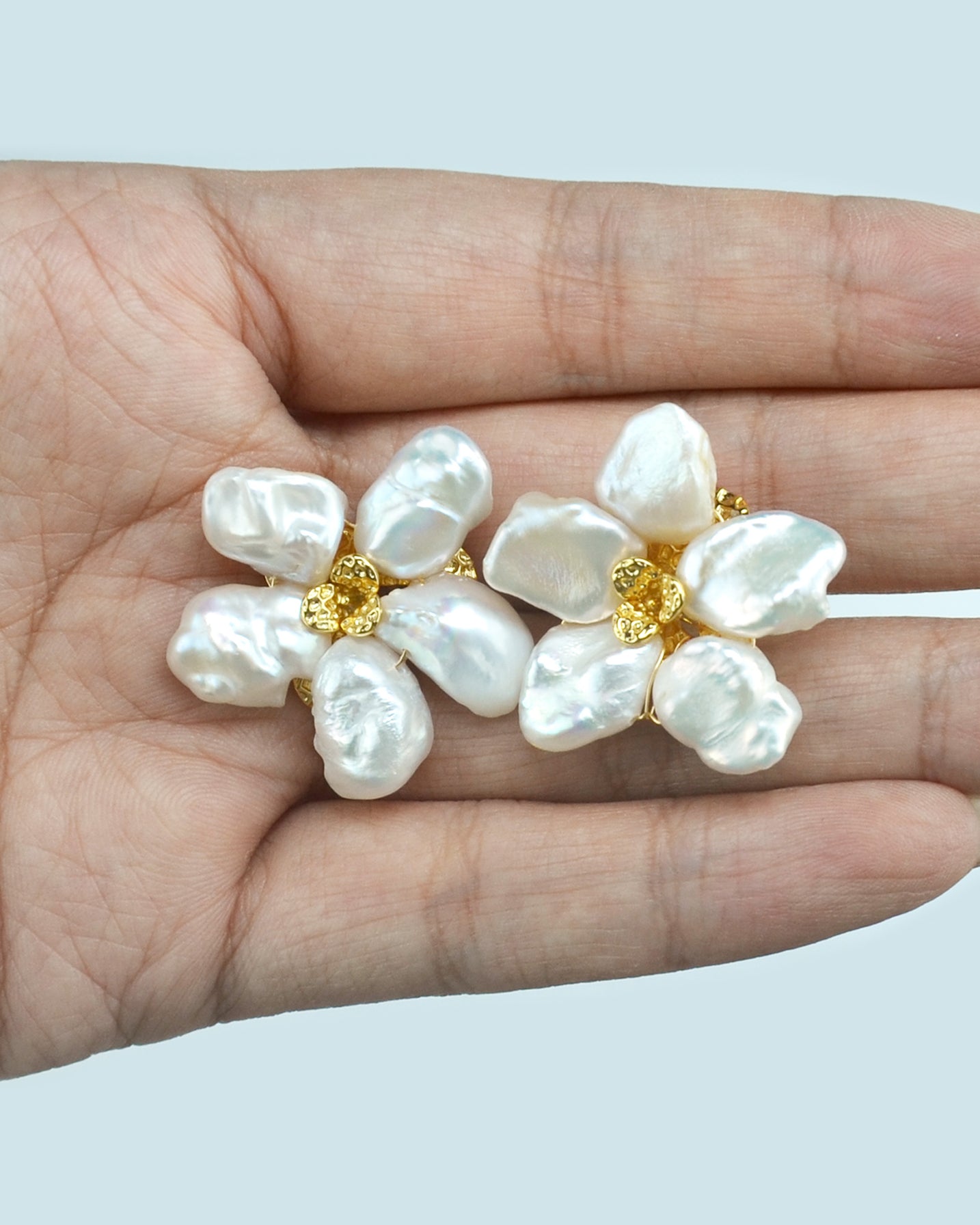 FLOWER - White Keshi Pearl Stud Earrings– Moon's Wish